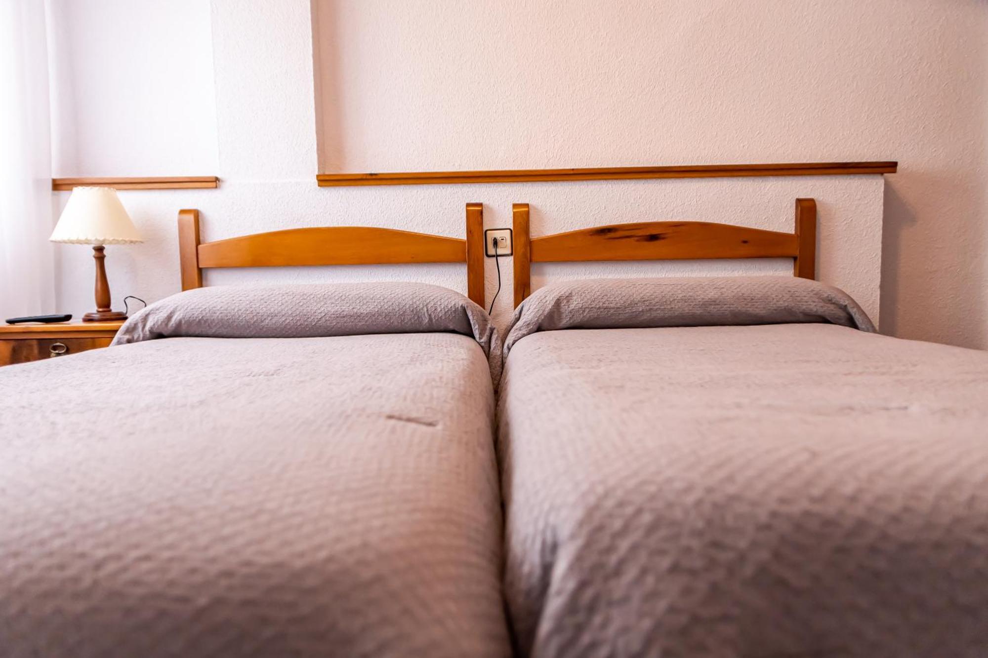 Hostal Restaurante Ventasierra Valdore Экстерьер фото
