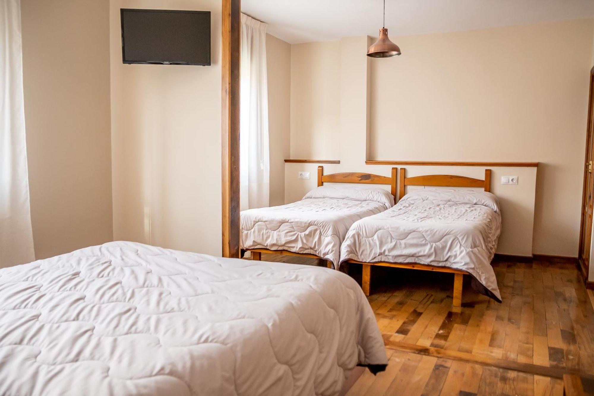 Hostal Restaurante Ventasierra Valdore Номер фото